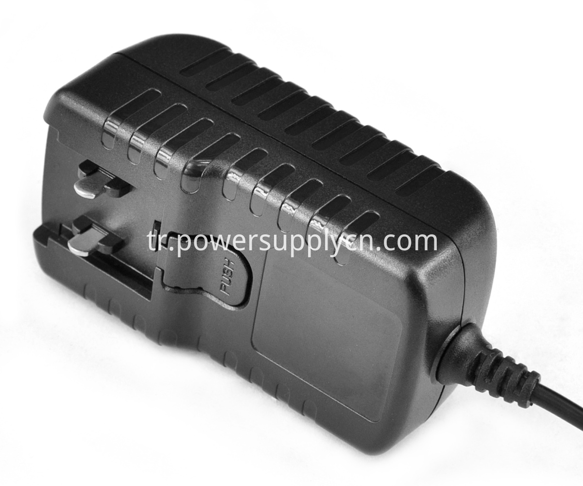 12V 2A Değiştirilebilir fişler güç adaptörü beslemesi 12V 2A Interchangeable plugs power adapter supply